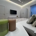 아파트 2 *