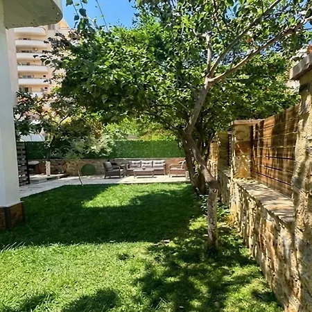 2 * Vlorë